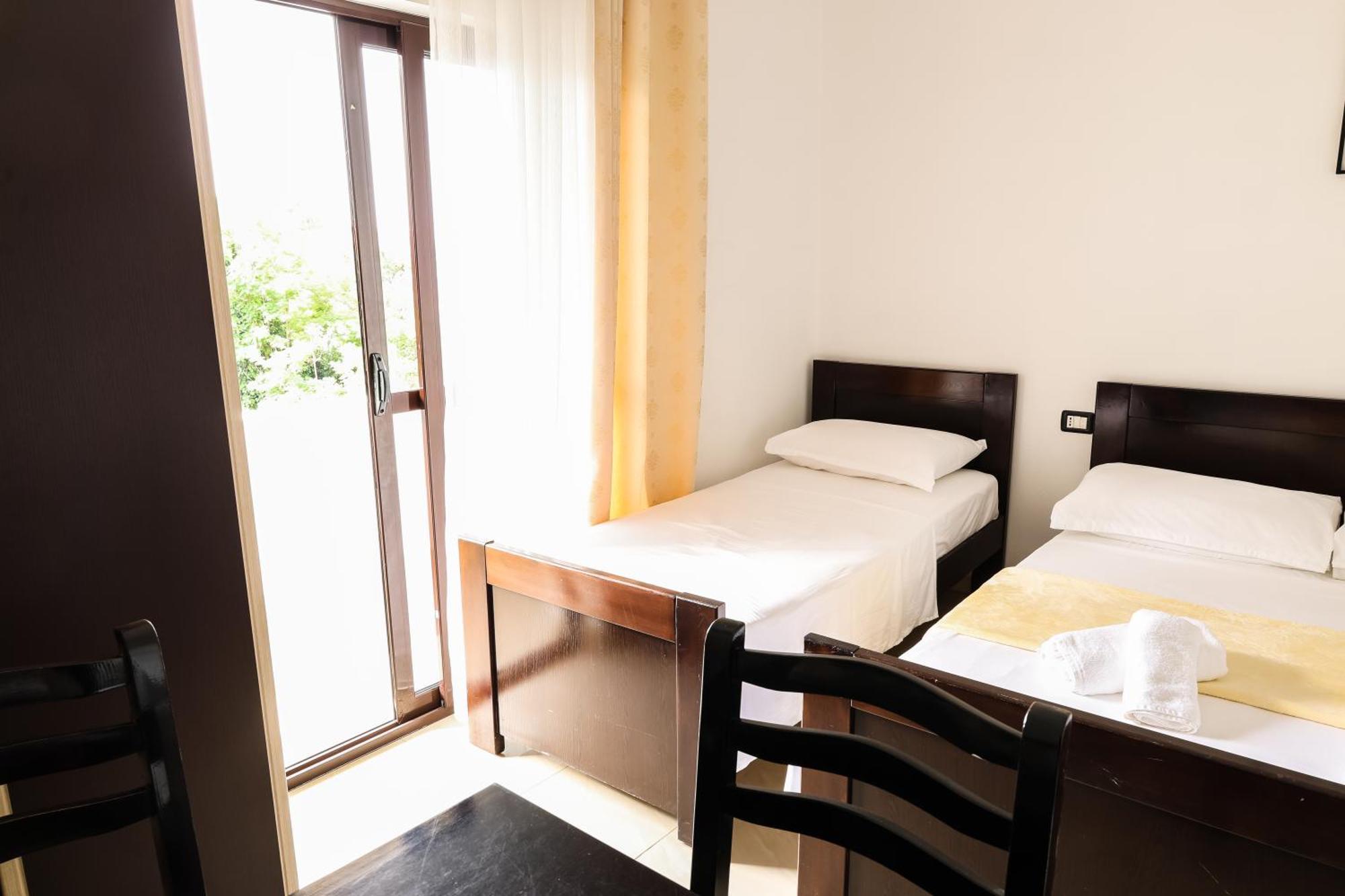 Vila Zhiti Durres Exterior photo