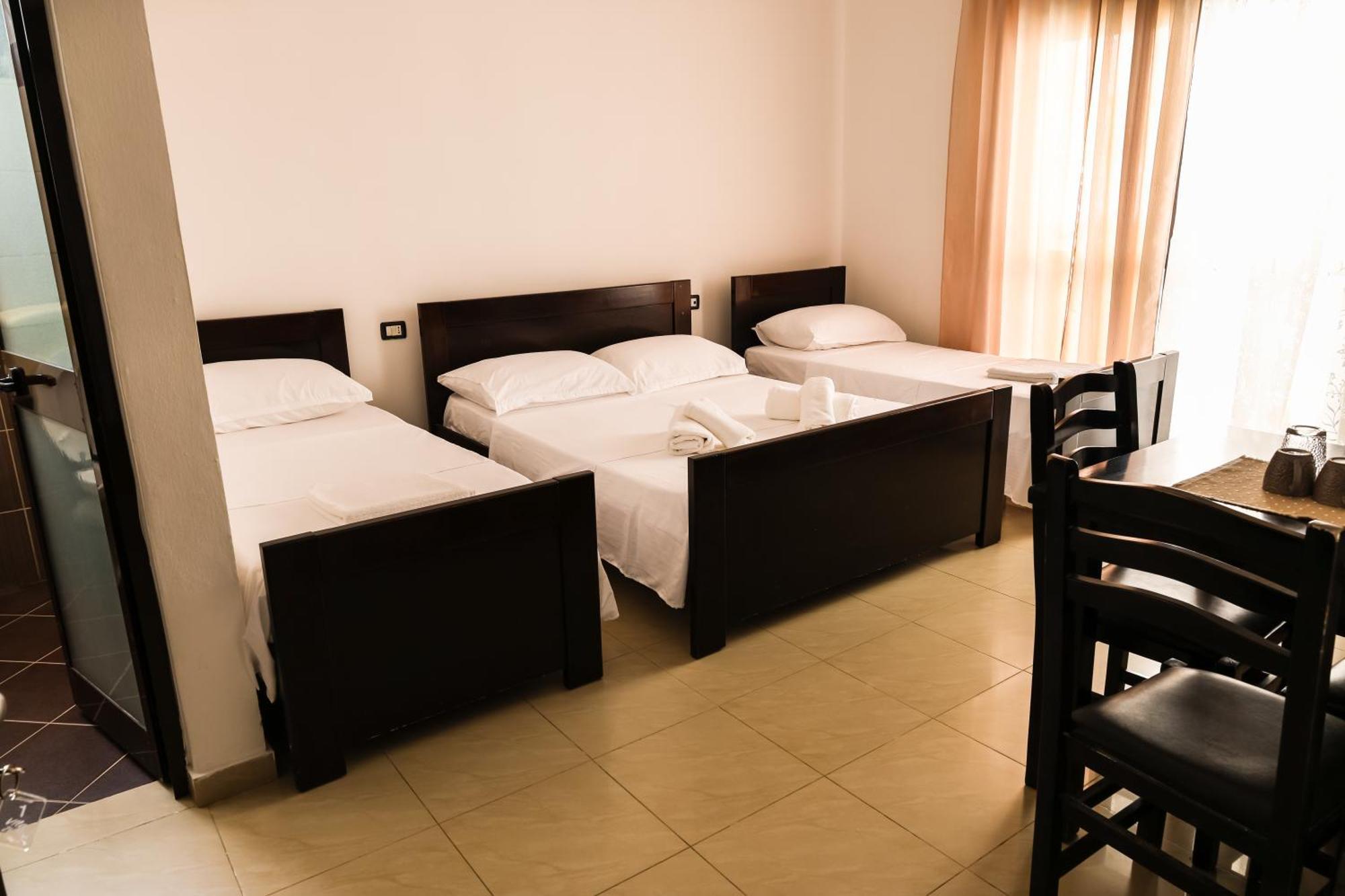 Vila Zhiti Durres Exterior photo