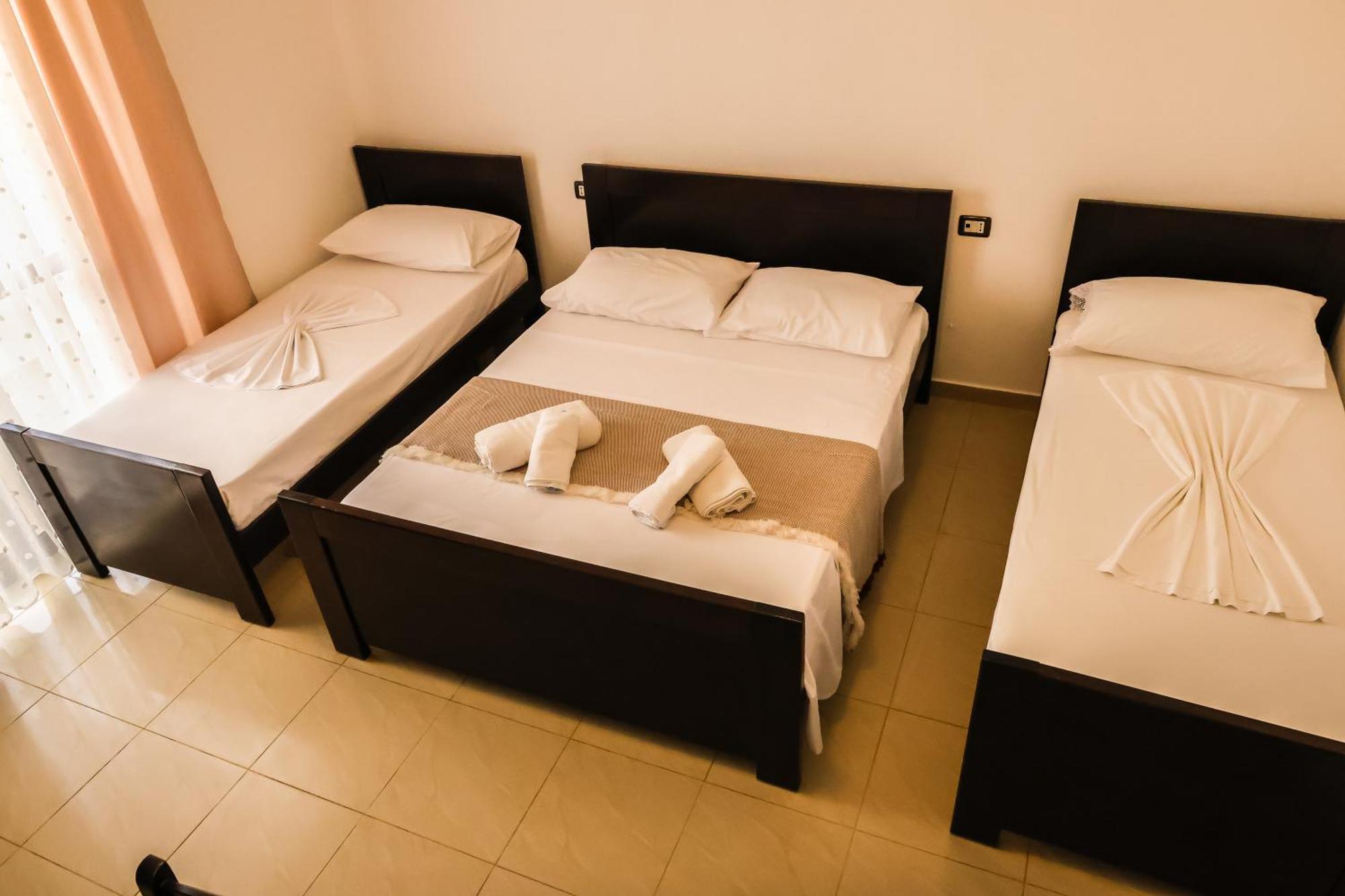 Vila Zhiti Durres Exterior photo